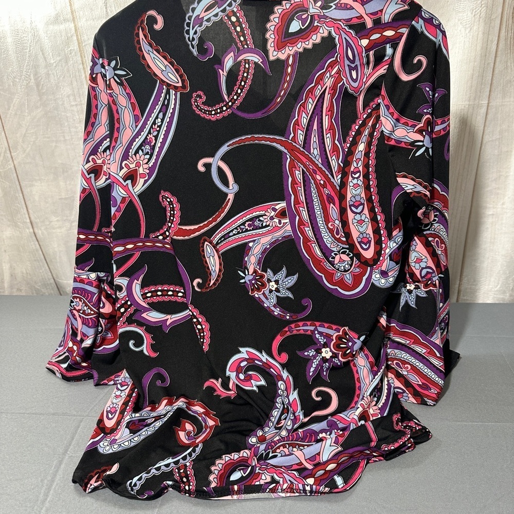 Elegant Paisley Women's Blouse in Black and Purple - Picture 2 of 6
